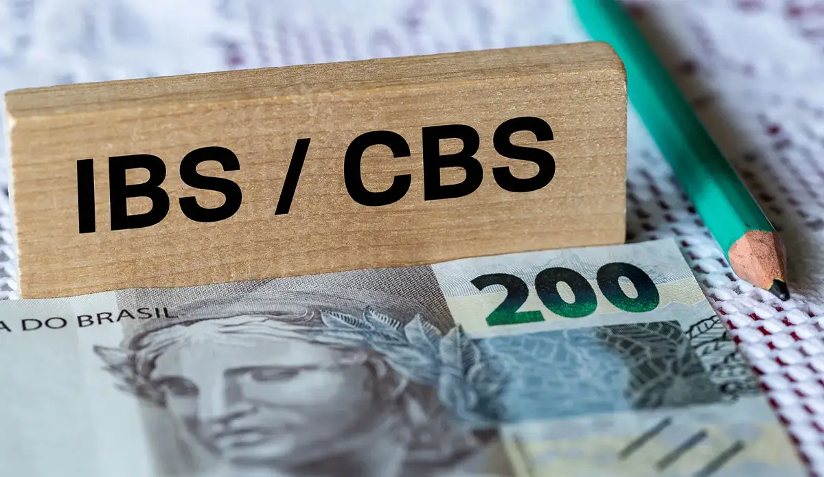 Seu contrato diz se IBS e CBS estão dentro ou fora do preço? Essa omissão pode reduzir a margem da clínica